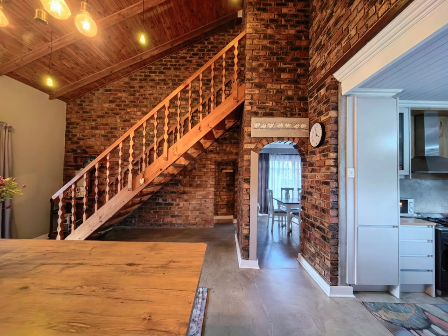 5 Bedroom Property for Sale in Vaalpark Free State